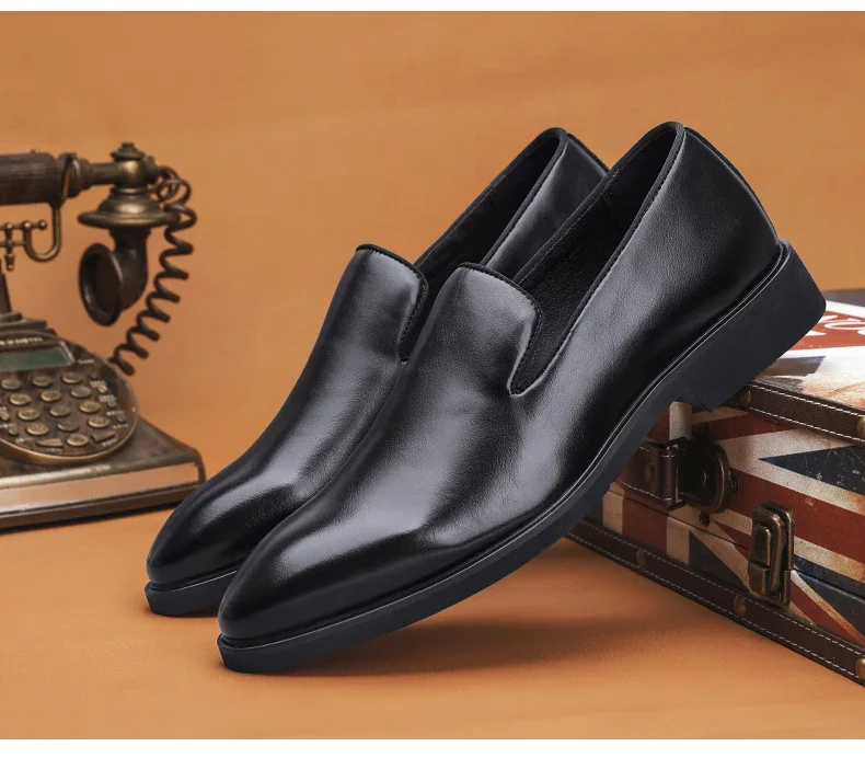 مصمم أحذية جلدية رجالية فاخرة ماركة حمراء وحيد رسمي موضة الأعمال اليومية عادية حفلة مأدبة فستان البروغ أحذية الزفاف