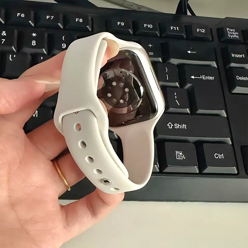 รูปสินค้า สายนาฬิกาซิลิโคนยืดหยุ่น สำหรับ Apple Watch ทุกรุ่น