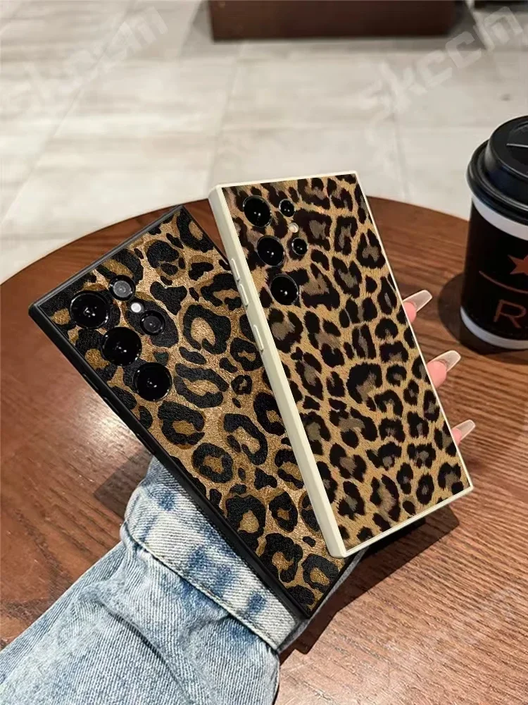 Leopard Print Pattern Phone Case Cover