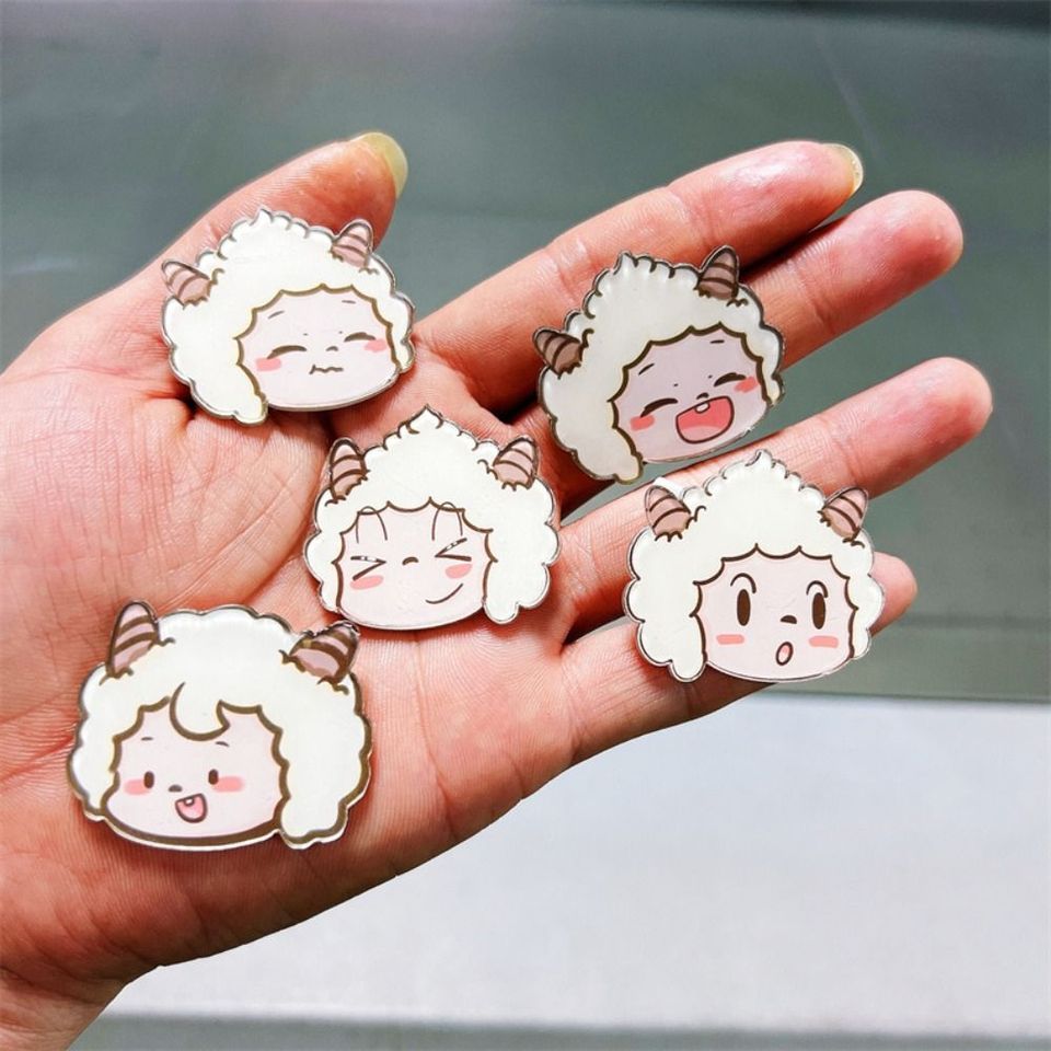 Sweet Acrylic Cartoon Sheep Brooches Alloy Animals Korean Style Badge Bag Accessories