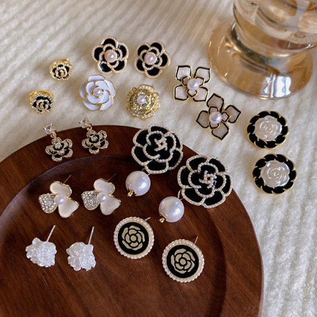 coco chanel earrings cc logo