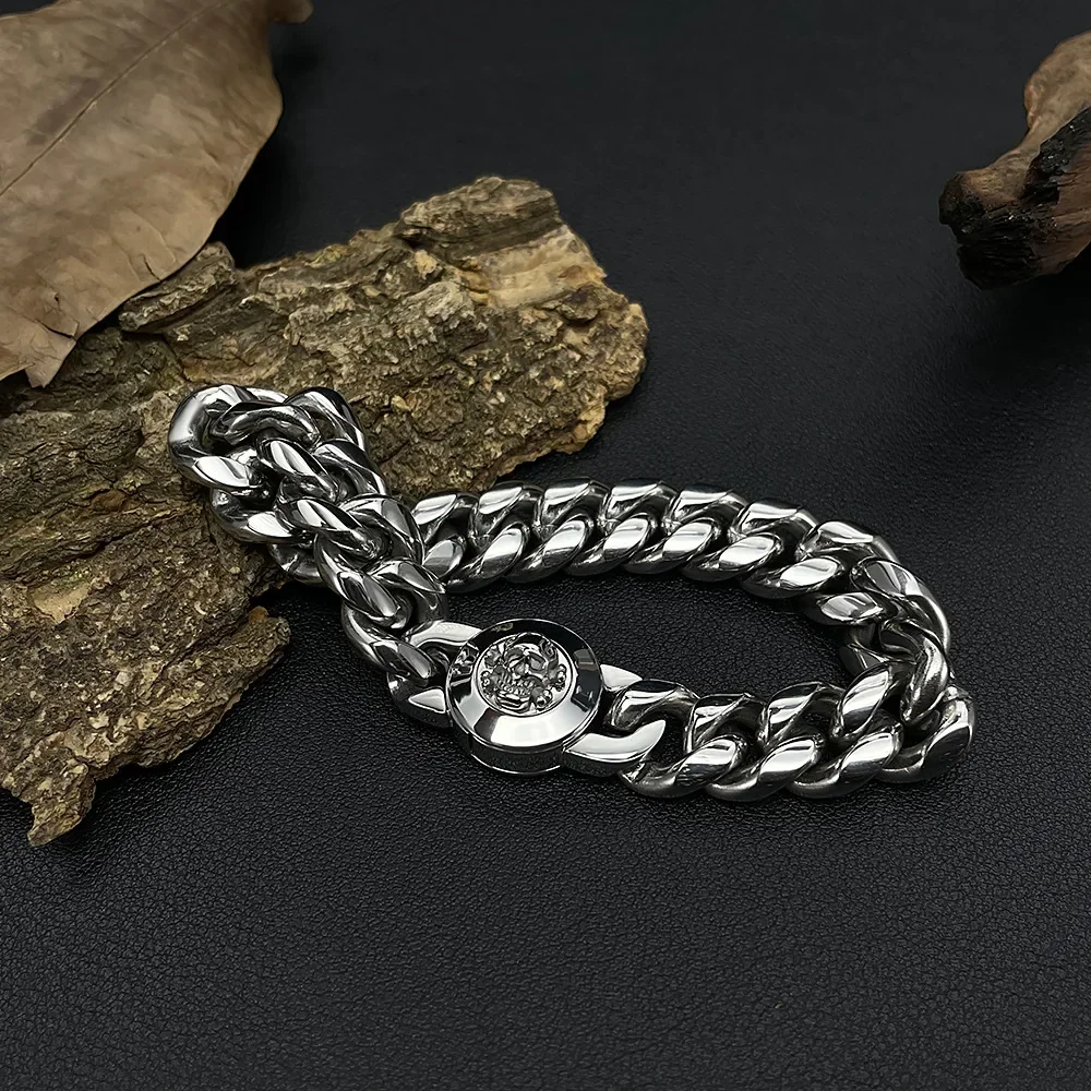 CHUANGCHENG Trendy and Creative Design Cuban Chain Stainless Steel Skull Bracelet