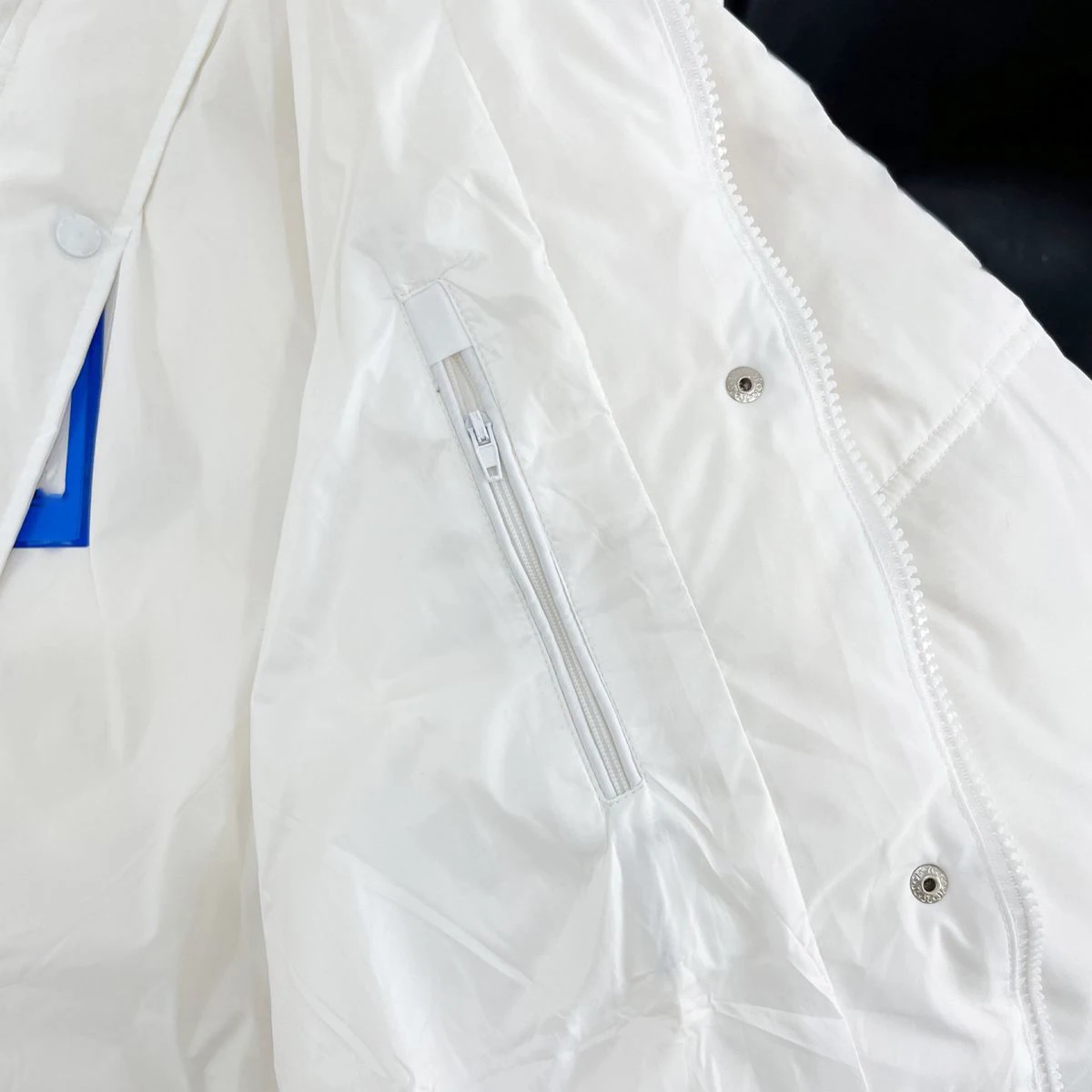 Рисунок 6 - Пуховик с капюшоном для пар