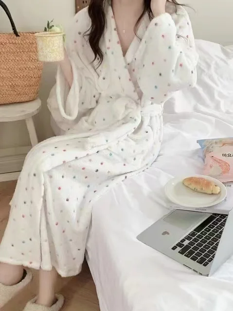 

ALherfff Women's winter warm color style home warm coral velvet pajamas, warm and loose, comfortable touch long pajama set