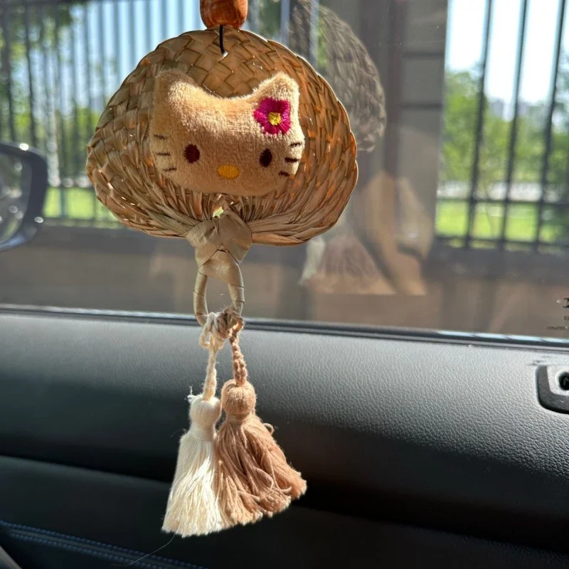

Креативный плюшевый кулон Sanrio из темной кожи Hello Kitty ручной работы, Маленькая подвеска в виде кошачьего хвоста, украшение для автомобиля, аксессуары для сумок, украшение