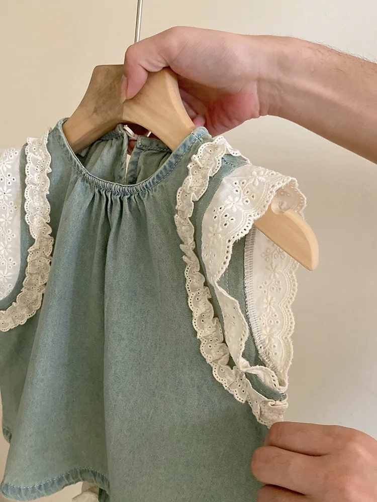 Рисунок 4 - Мягкий джинсовый костюм для девочек