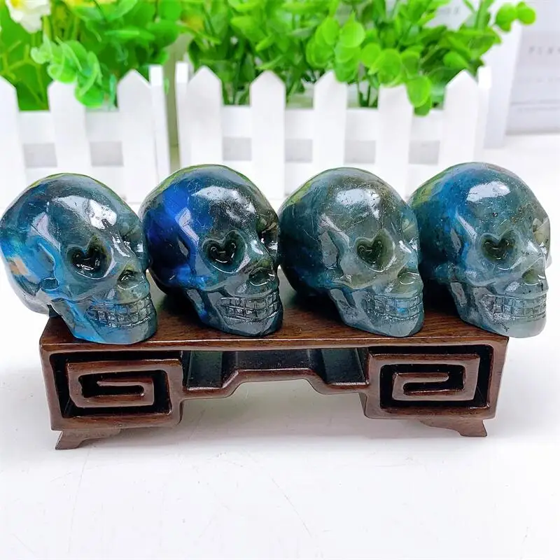 Natural Labradorite Heart Eye Skull Crystal Hand Carved Statue Reiki Healing Mineral Stone Crafts For Halloween Decoration 1pcs