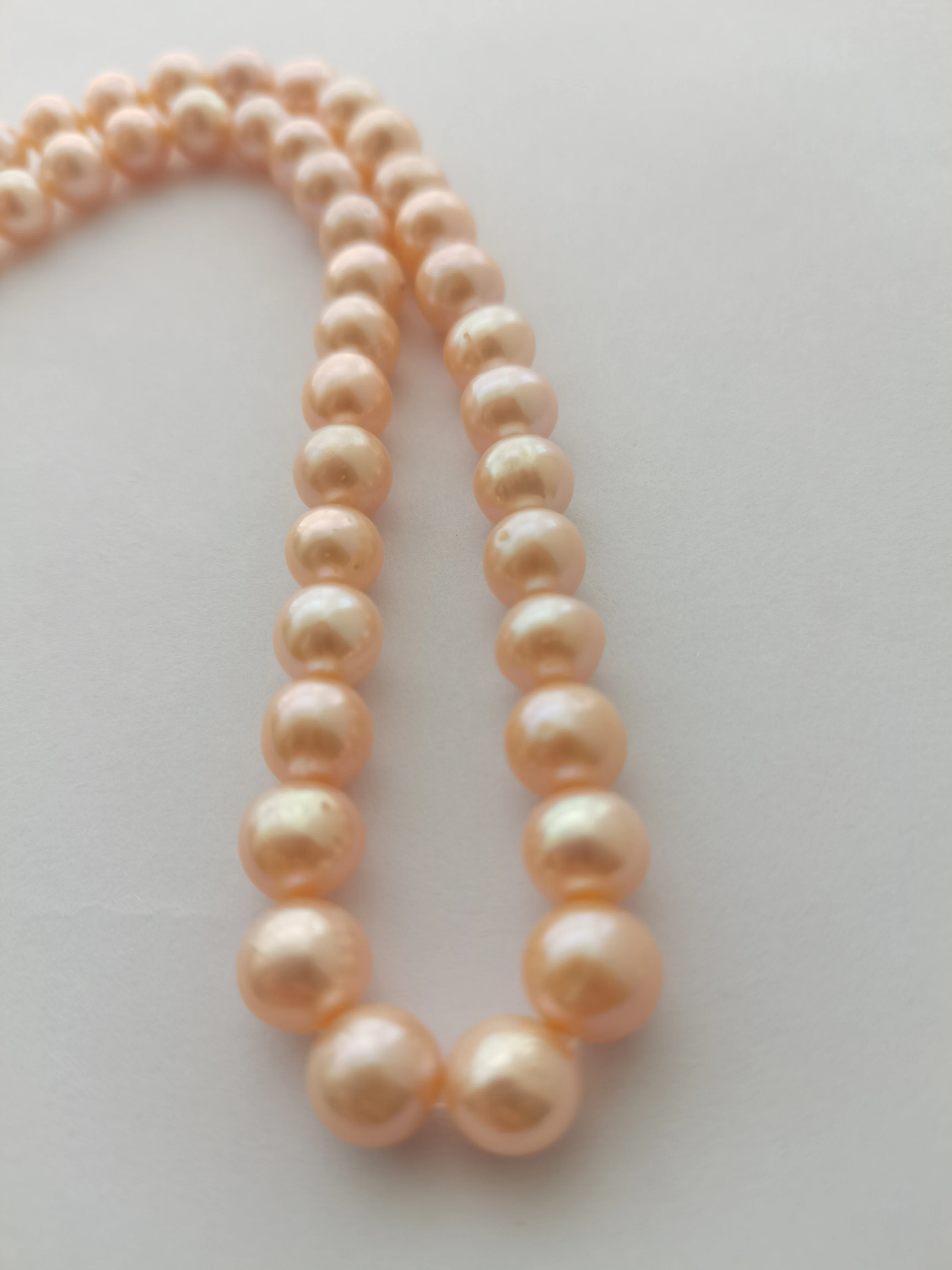 

Real Photo 18“ AAAA Japanese Akoya 8-9 mm Pink Pearl Necklace 14K Yellow Gold clasp