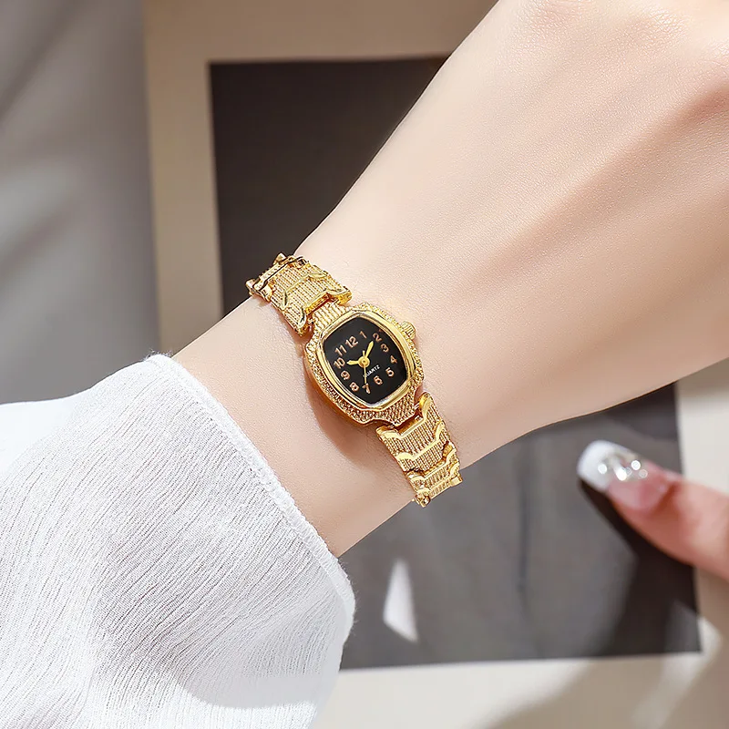 Women's wine barrel watch, fashionable small gold watch, personalized bracelet watch, quartz watch