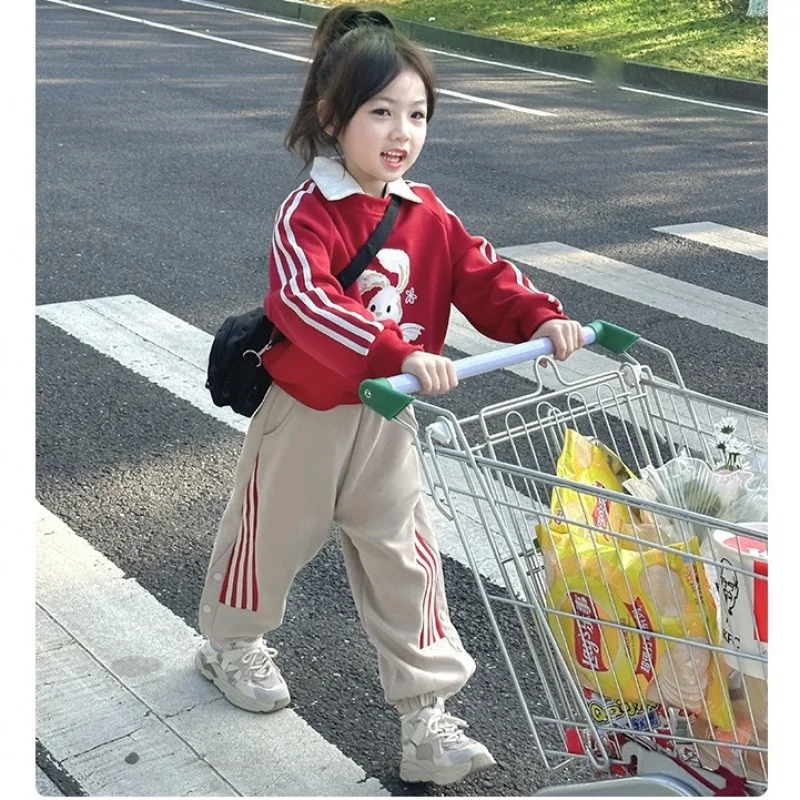 

Girls' Leisure Sports Suit 2023 Spring and Autumn New Children Fashionable Cartoon Fashionable Trousers Two-Piece Set