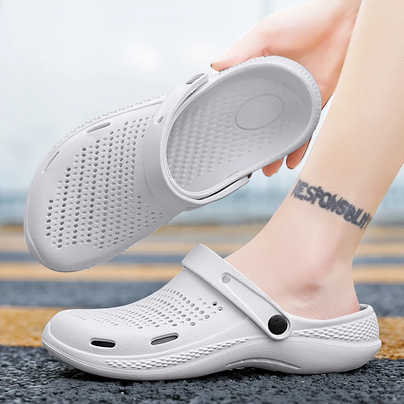 

New Lightweight Non-slip Hole Shoes Men's Outdoor Casual Two-wear Big Toe Sandals Soft Elastic Comfortable Couple Beach Sandals