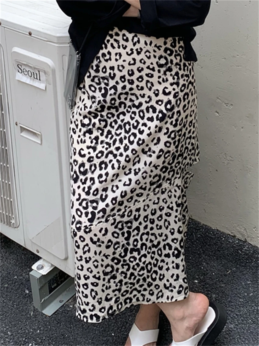 short skirt HziriP Hole Animal Printed Mid-Length Skirts Split Women Summer 2022 Office Lady High Waist Streetwear Leopard Chic Loose New silk skirt