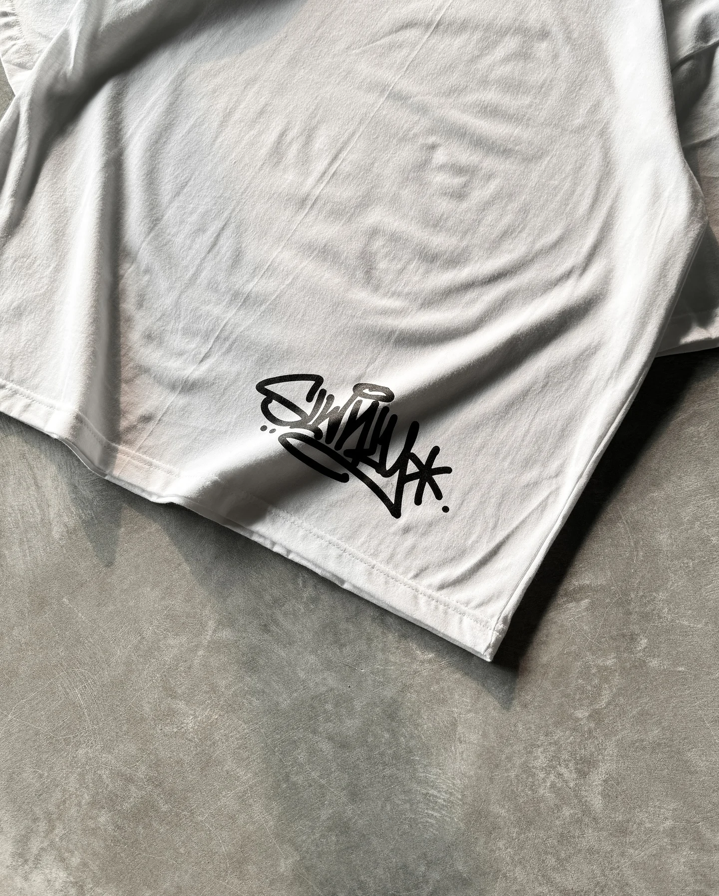 Casual Oversized Cotton T-Shirt - Unisex Round Neck Hip Hop Fashion