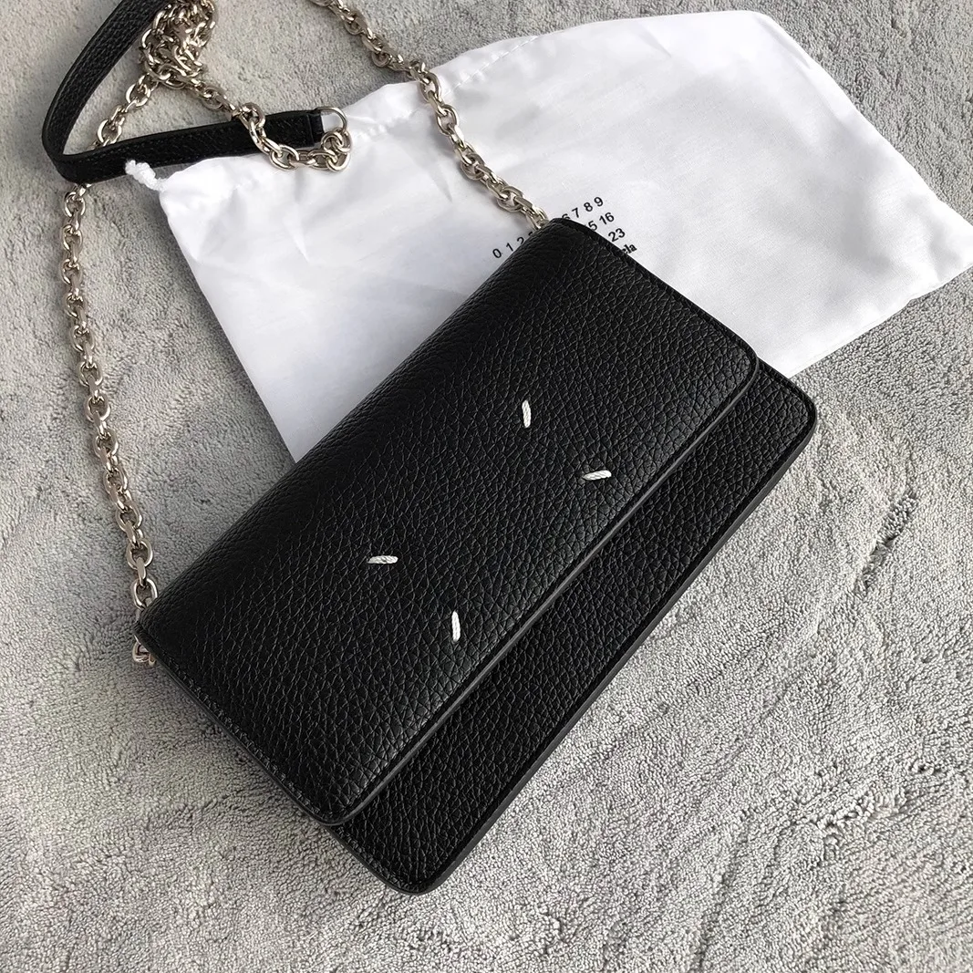 

Chains Small Square Bags for Women Luxury Designer Handbags Cowhide Leather Shoulder Crossbody Fashions Phone Lipstick Purses
