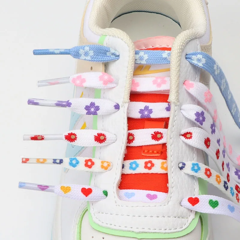 Heart Love Flat Shoelaces with Daisies and Sakura Design