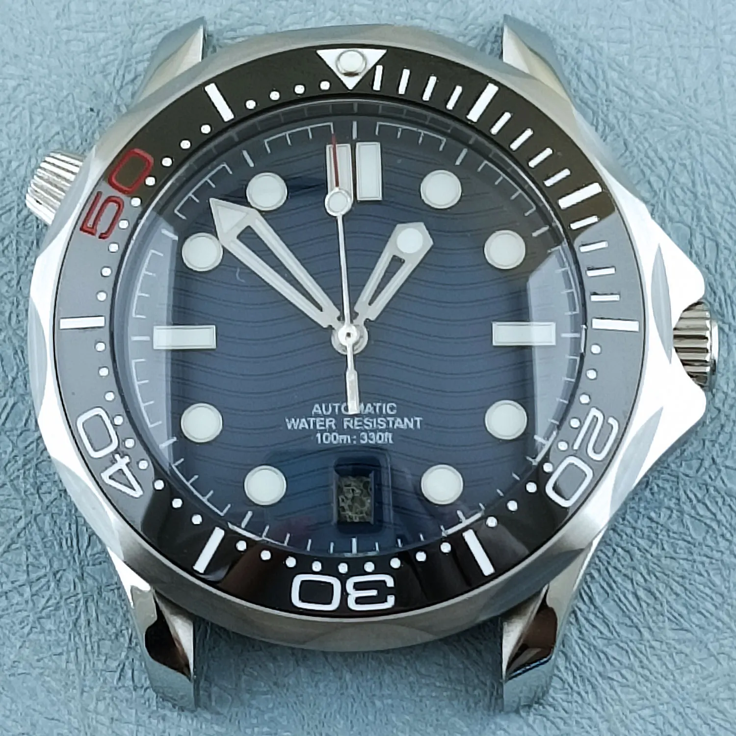 Stainless Steel Sapphire Diving Watch Case with Transparent Back and Waterproof Design