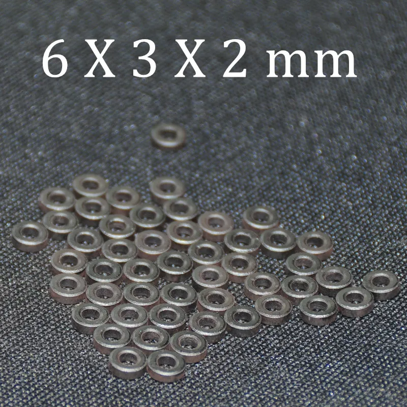 Ferrite Core Filter 50pcs Ferrite Core EMI Filter 6X3X2 mm Cores Ring Anti-Parasitic Toroide Toroidal Bead Coil Ferrites Ferrous Suppression DIY KIt
