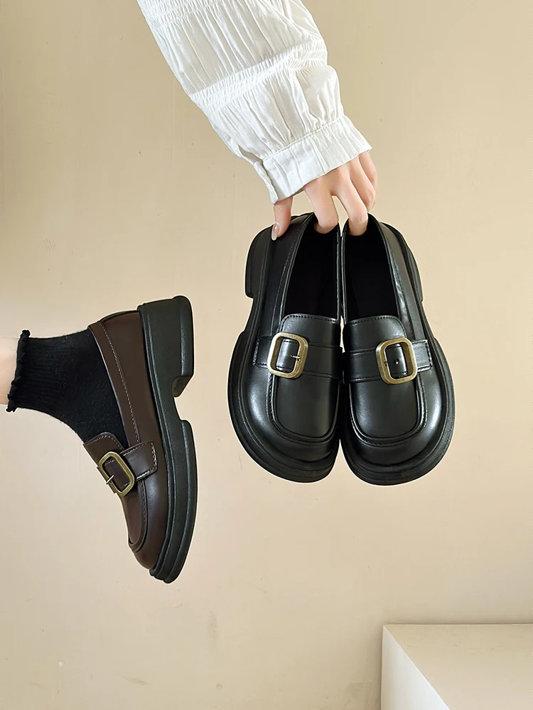 

Туфли женские с мехом, повседневные лоферы на плоской подошве, без застежки, круглый носок, оксфорды, на платформе, в британском стиле, клоги, а