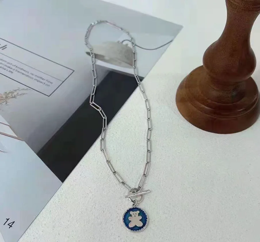 Simple silver plated necklaces bear retro elegant ot buckle Pendant Necklace for women Fashion Jewelry