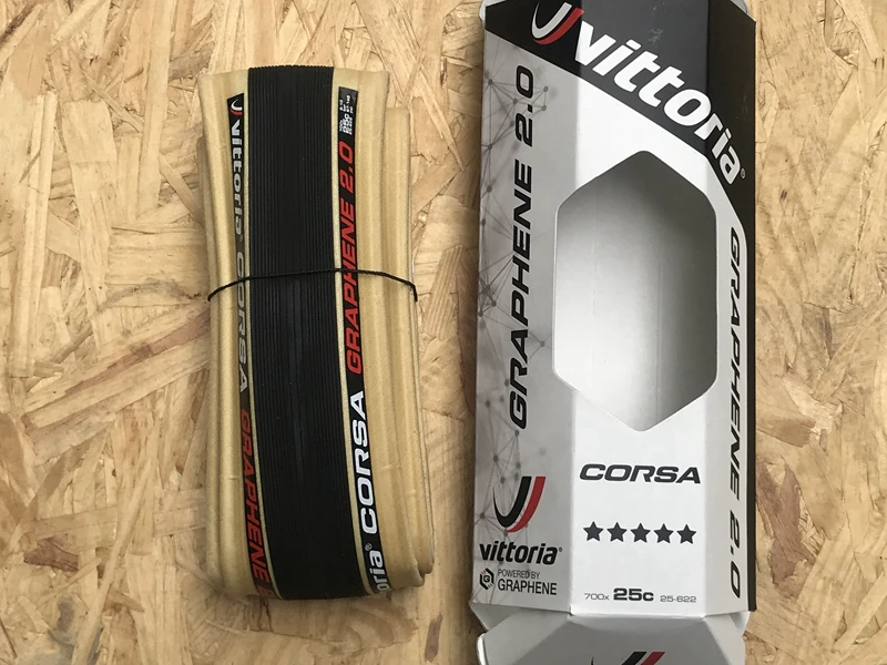 Vittoria CorsaGraphene 2.0 700x25c クリンチャ Amazon.com : Vittoria Corsa Graphene 2.0 - Race Road Bike
