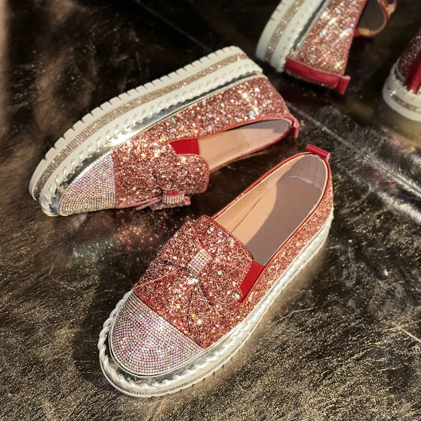 Women Sneakers Fashionable Diamonds - Uniqwear