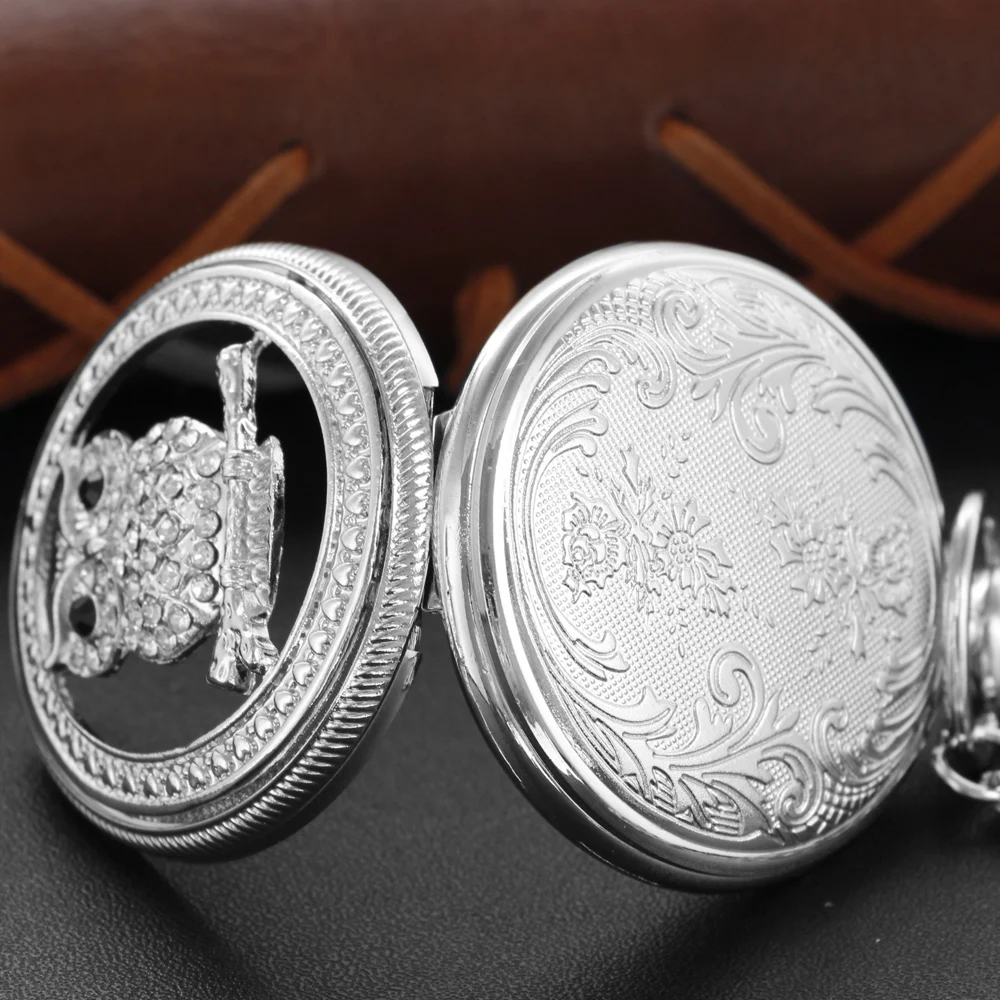 Рисунок 6 - Серебряные кварцевые карманные