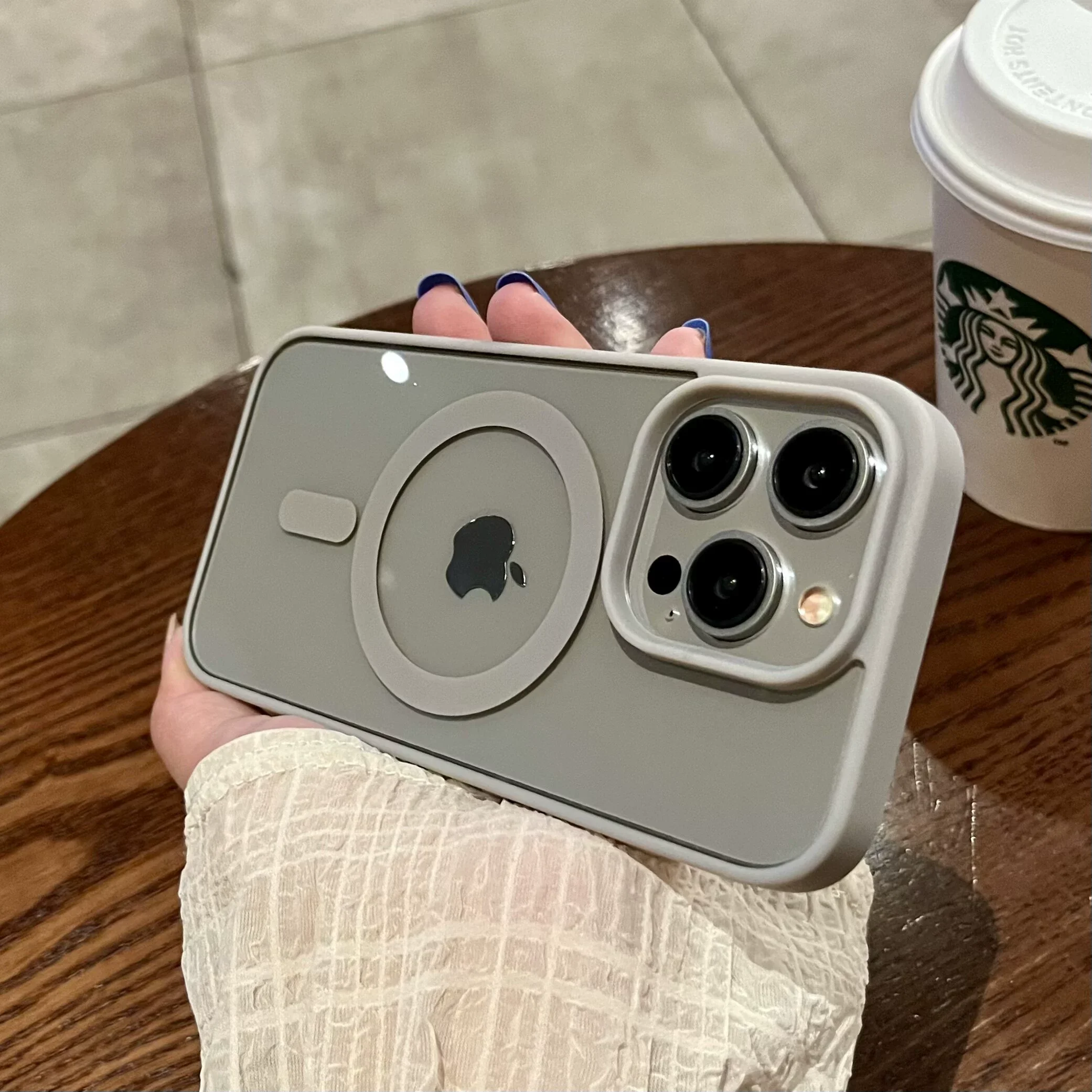 Deluxe Magnetic Clear Wireless Charging Case with Shockproof Protection