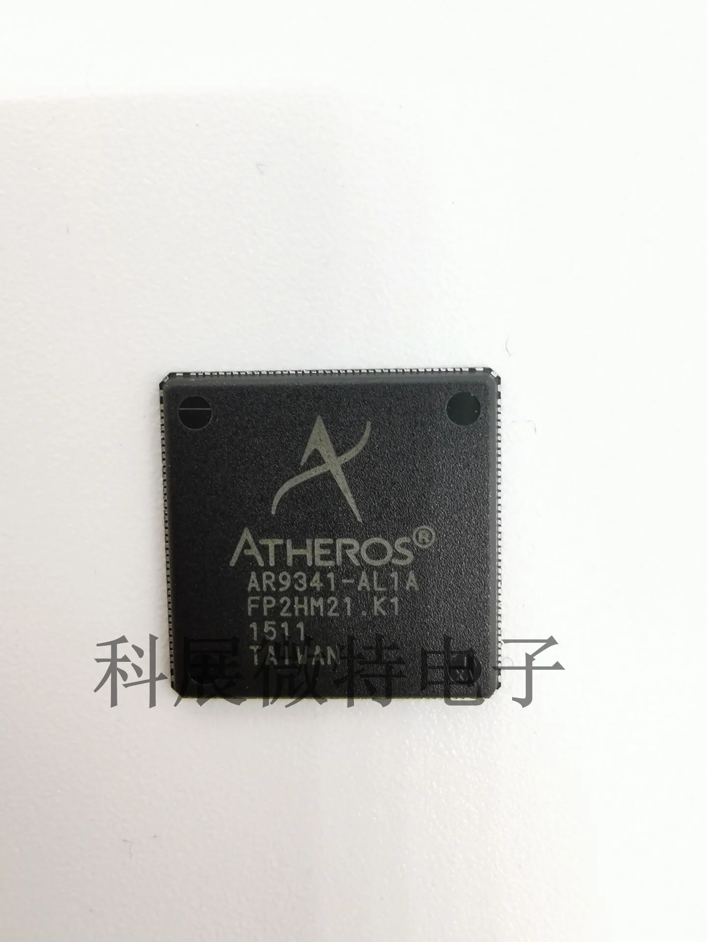 

Оригинальный встроенный чип AR9341-AL1A AR9341