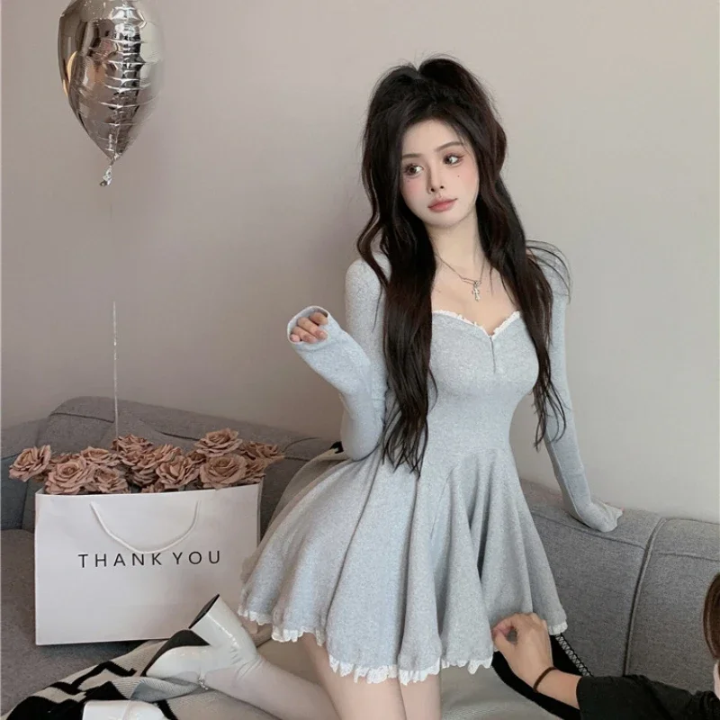 

2022 Women's Long-sleeved Waist Style Spicy Girls Pleated A-line Skirt Autumn New Style Solid color Puffy Sexy Lace Dress