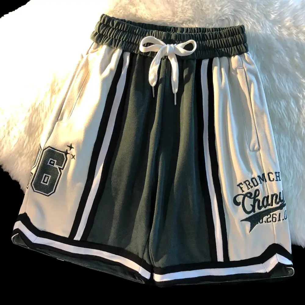 

Женские винтажные шорты в стиле хип-хоп, трендовая летняя уличная одежда, спортивные штаны для пар, баскетбольные шорты с вышивкой в стиле преппи, 2023