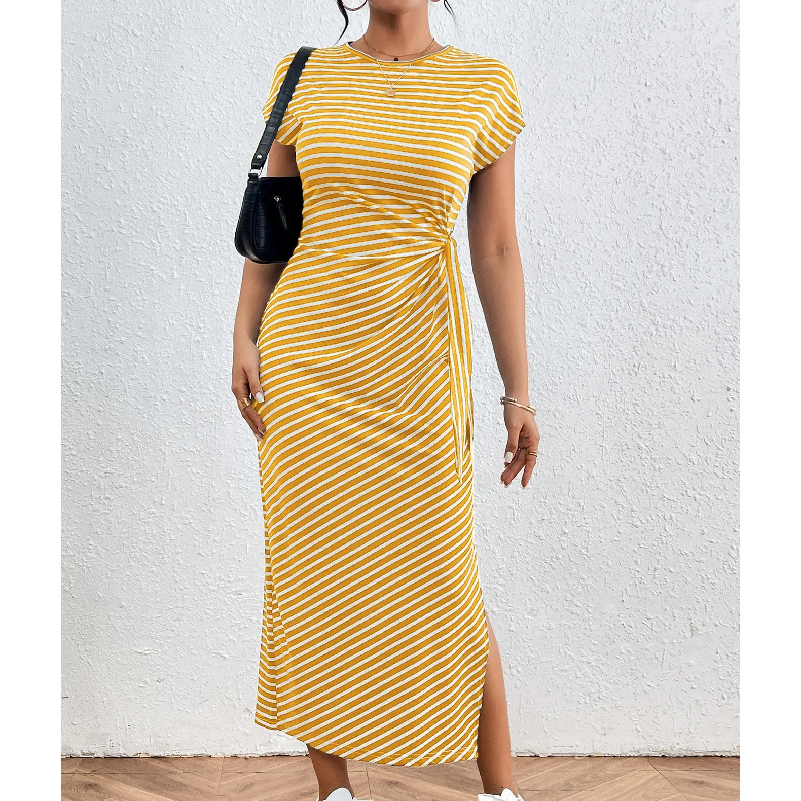 فستان نسائي مخطط مطبوع بأكمام جناح الخفاش ، فستان...