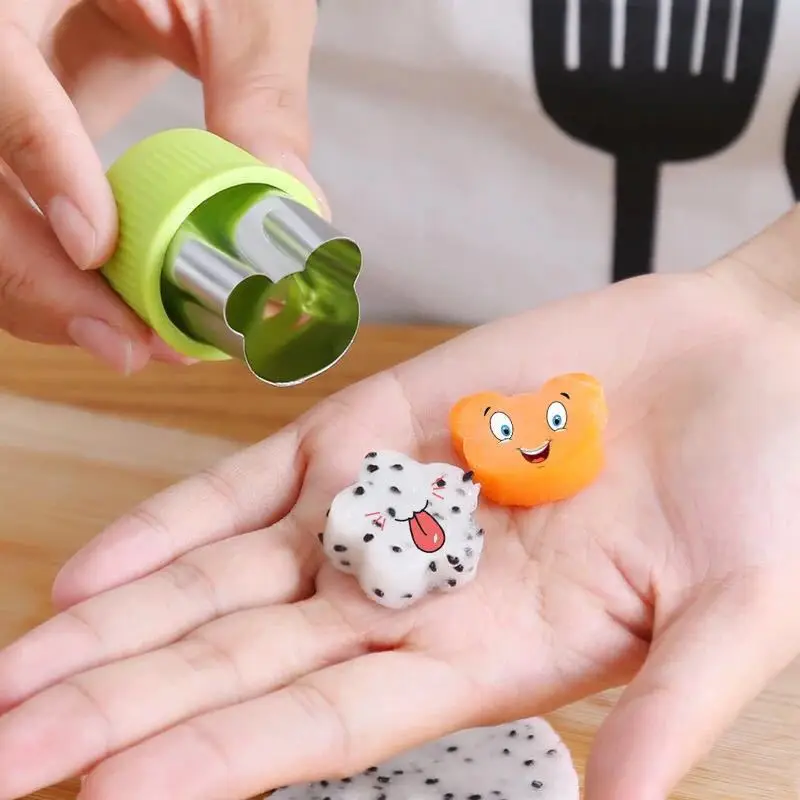 New 12PCS Vegetable Fruit Cutters Stainless Steel Biscuit Cutters Shapes Sets Mold Pattern for Kid Baking Cooking Kitchen Tool