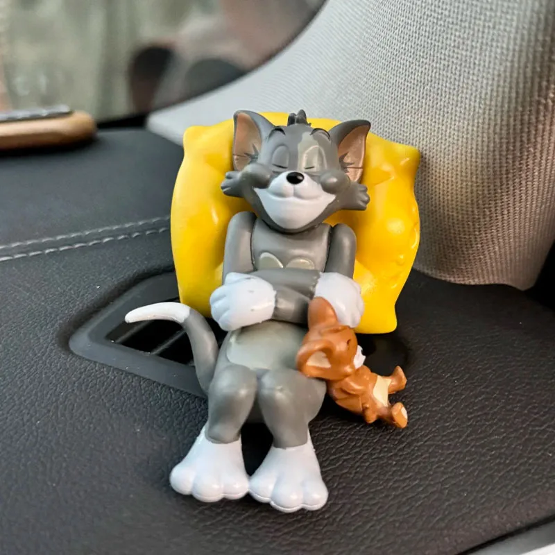 Charming Tom and Jerry Sleeping Pose Ornament - Cute Desk or Car Dashboard Decoration