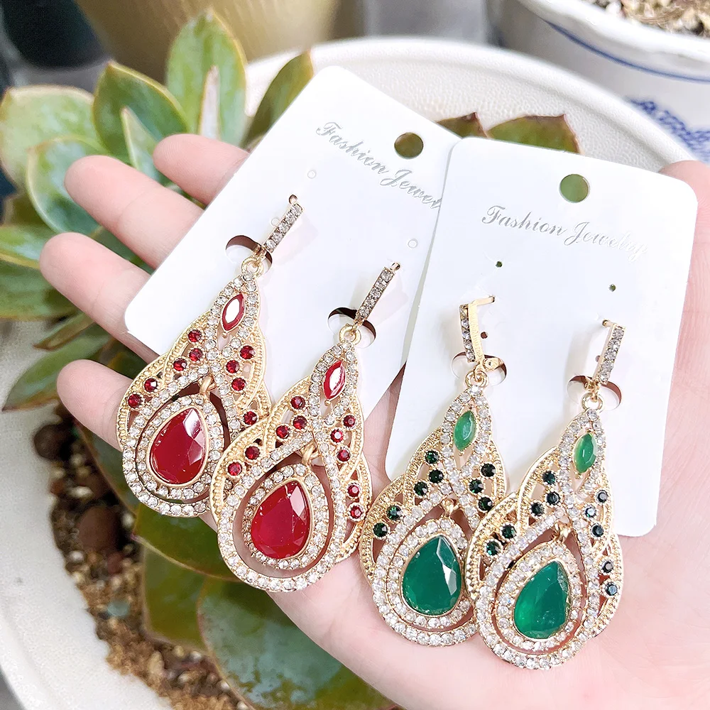 Boucles D'oreilles Fantaisie Dorées Avec Pierres Et Strass - Garanti Sans Nickel - Neuf Avec étiquettes