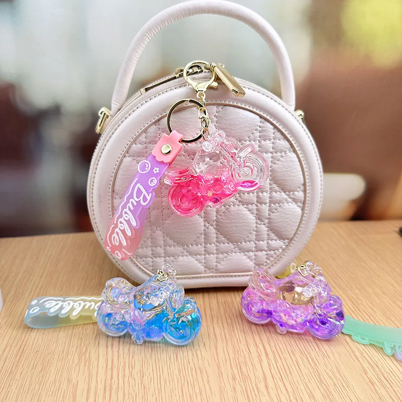 Metal Keychain Pendant for Women and Men