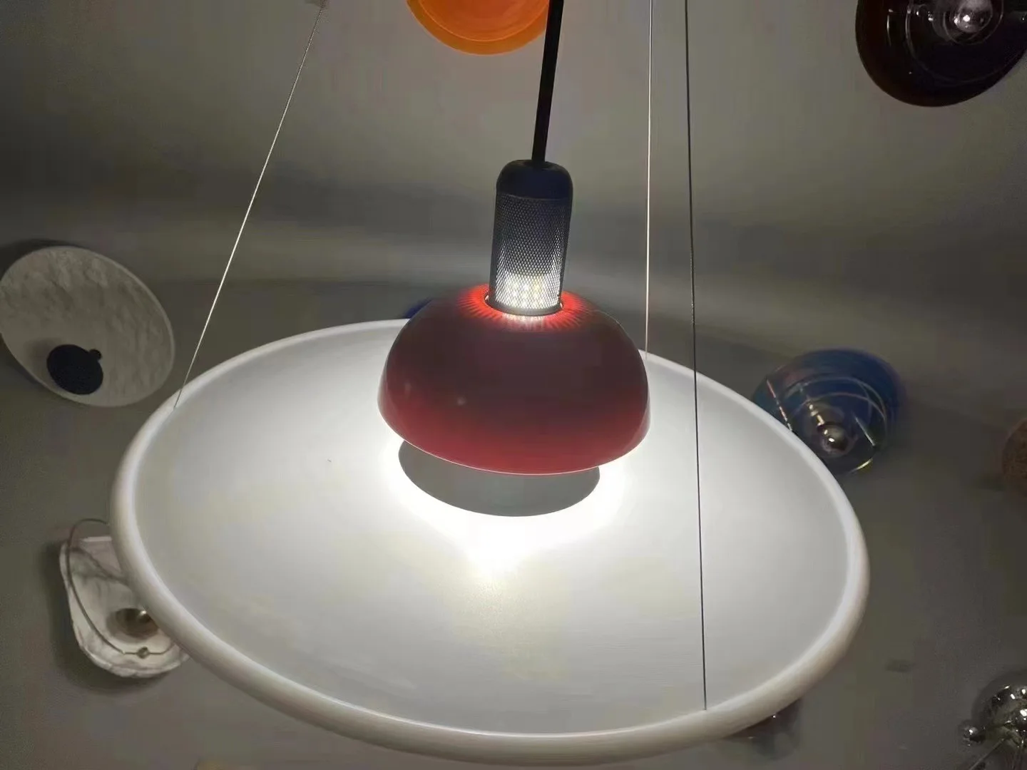 Description Picture 4 of itemDanish Designer Nordic Flying Sauce Pendant Lamp for Cafe Office Living Dining Room Home Decoration Chandelier Light Fixture