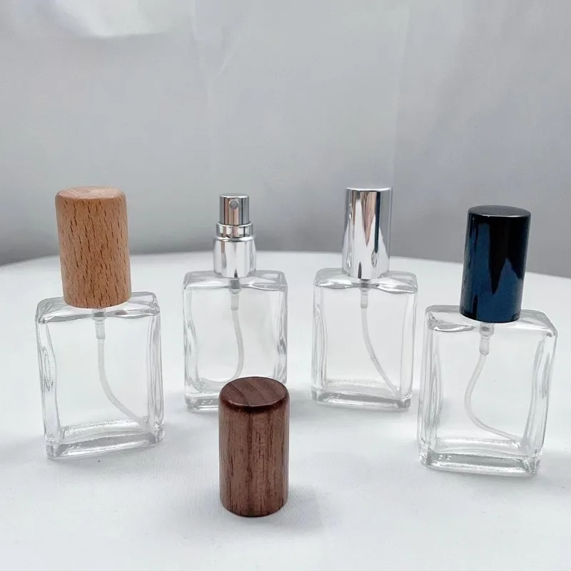 15ml Glass Perfume Bottle Spray Bottle Wood Cap Fine Mist Spray Bottle Dispenser Atomizer Cosmetic Containe Portable