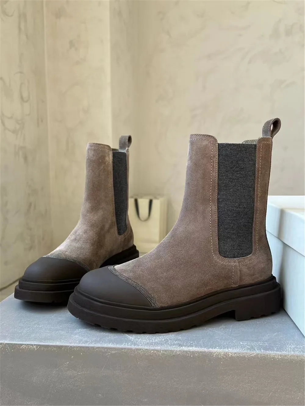 

Italy B*C Women's Boots Fashion matching beadedChain Round Toe Thick Flat Chelsea Boots British Cowhide Platform Ankle Boots