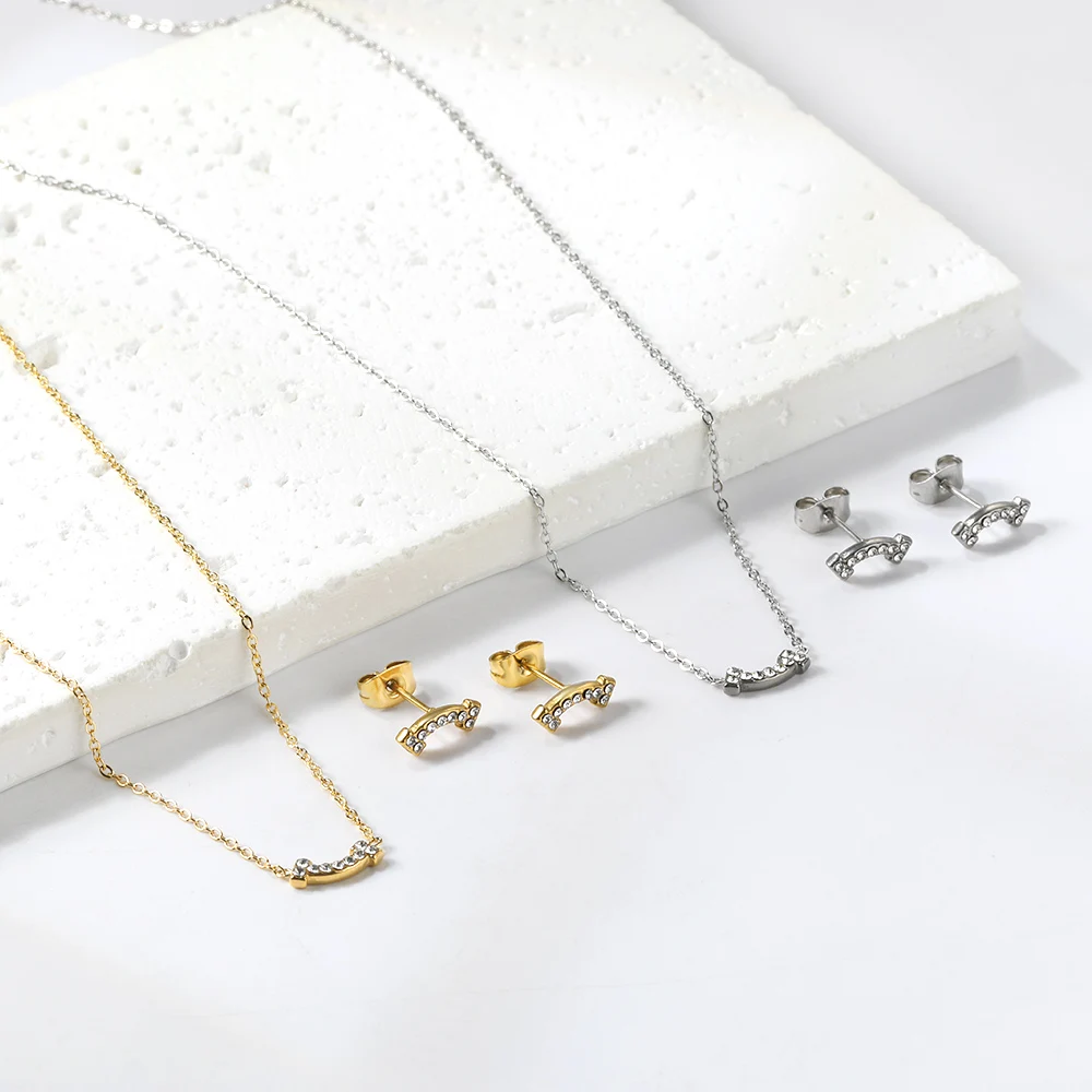 Kaguyo Set 3 Paia Orecchini A Farfalla In Acciaio Chirurgico Oro Rosa – Ipoallergenici, Minimal, Con Scatola Regalo, Per Donne E Ragazze