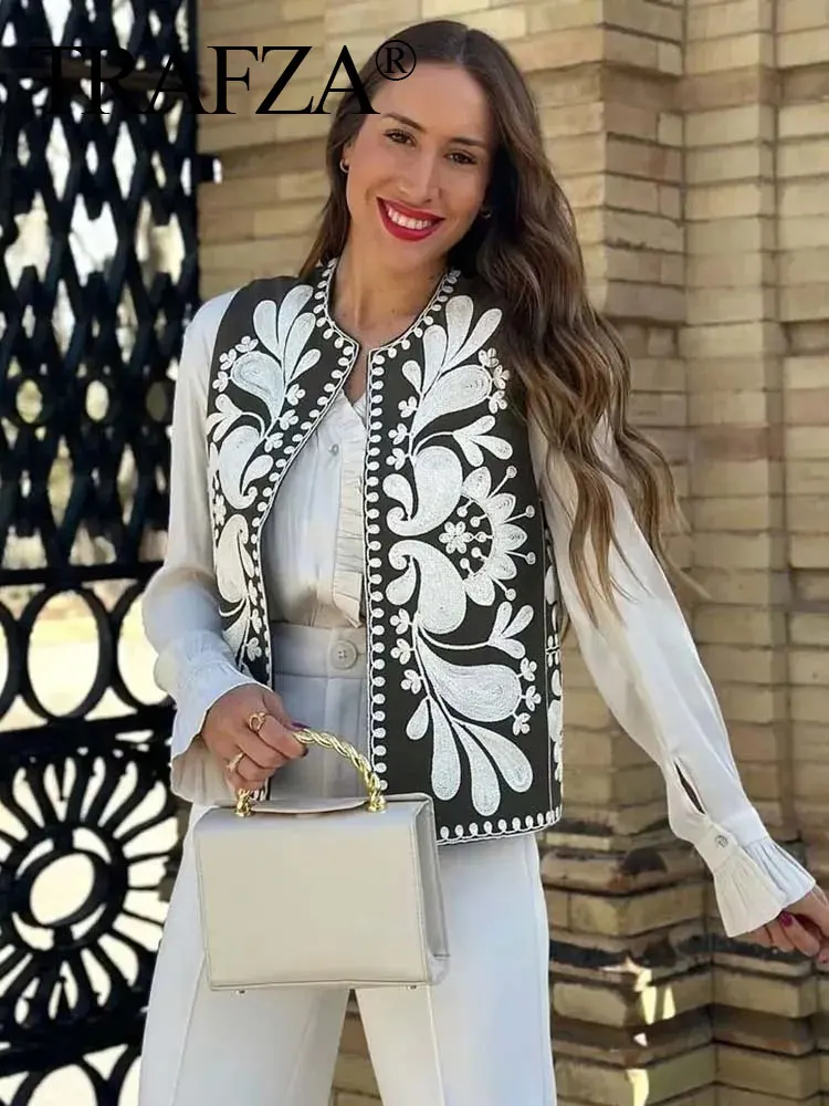 TRAFZA Women Floral Embroidered Vest Top Summer Casual