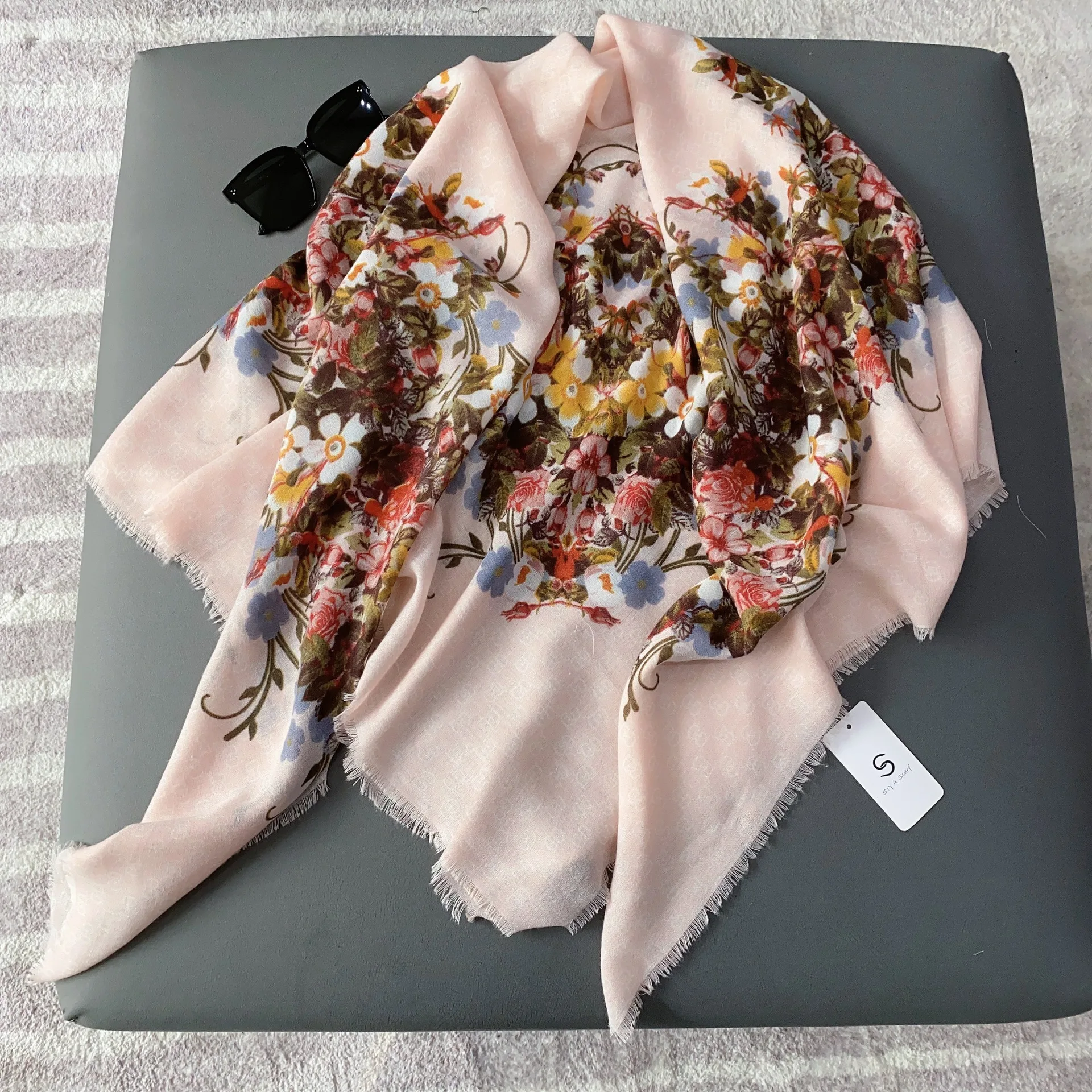 

2024 New Winter Tassels Scarf Big Cashmere Scarves Women Wraps Luxury Print Keep Warm Cape Stole Blanket 130 Flower Print