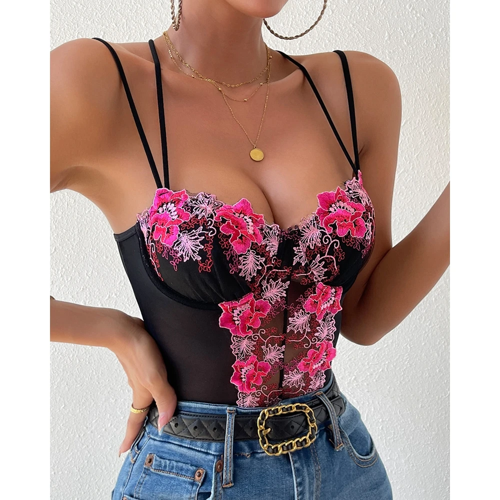 Рисунок 6 - Женское контрастное Кружевное боди