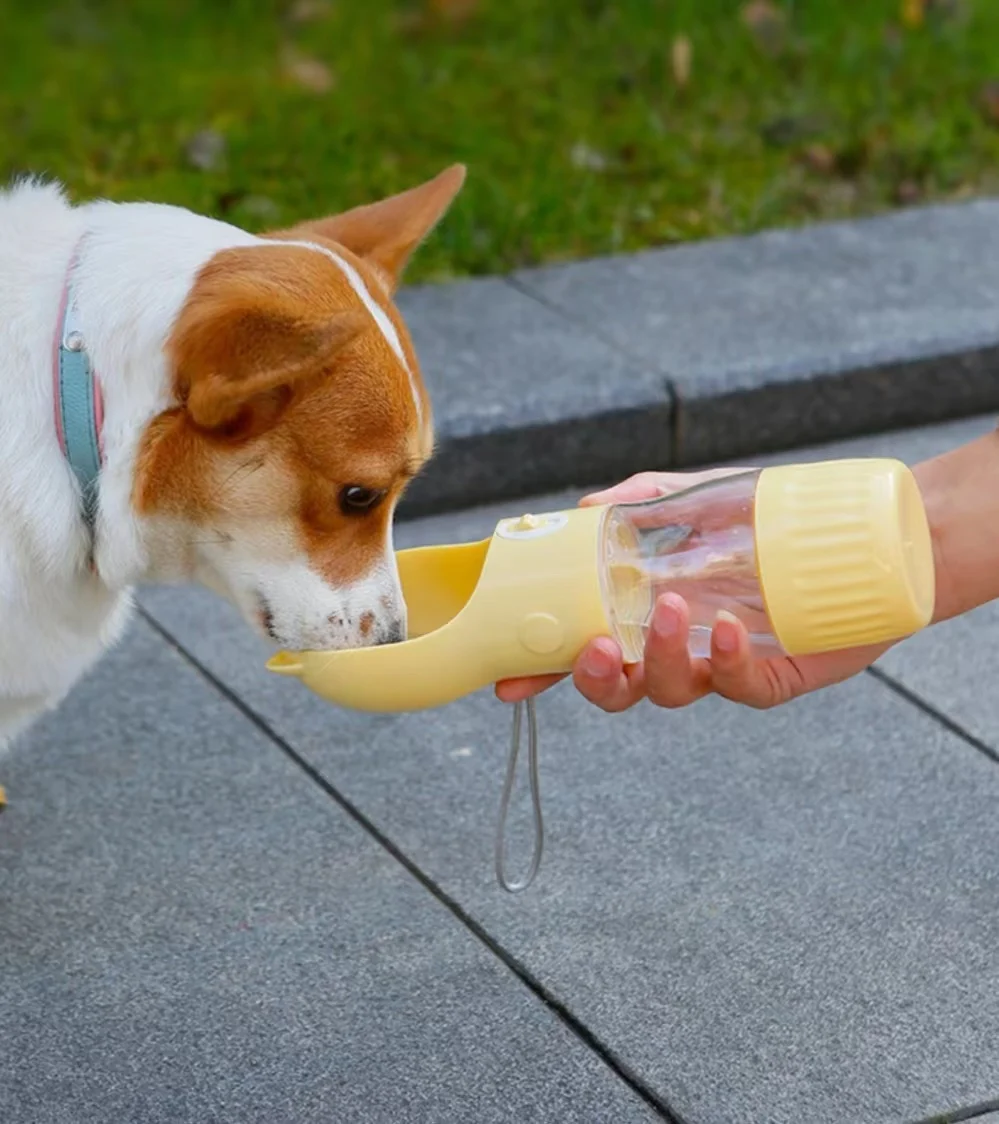 

New Pet Drinking Water Fountain Dog Multifunctional Accompanying Cup Walking Water Bottle Going Out Feeder Pet Supplies