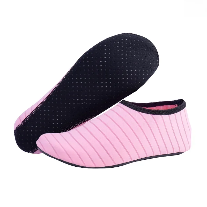 thumbnail image 3 of Zapatillas de yoga unisex para entrenamiento físico en interiores, suela suave, silenciosas, antideslizantes, para saltar, bailar, correr, calzado deportivo, 3 of 5