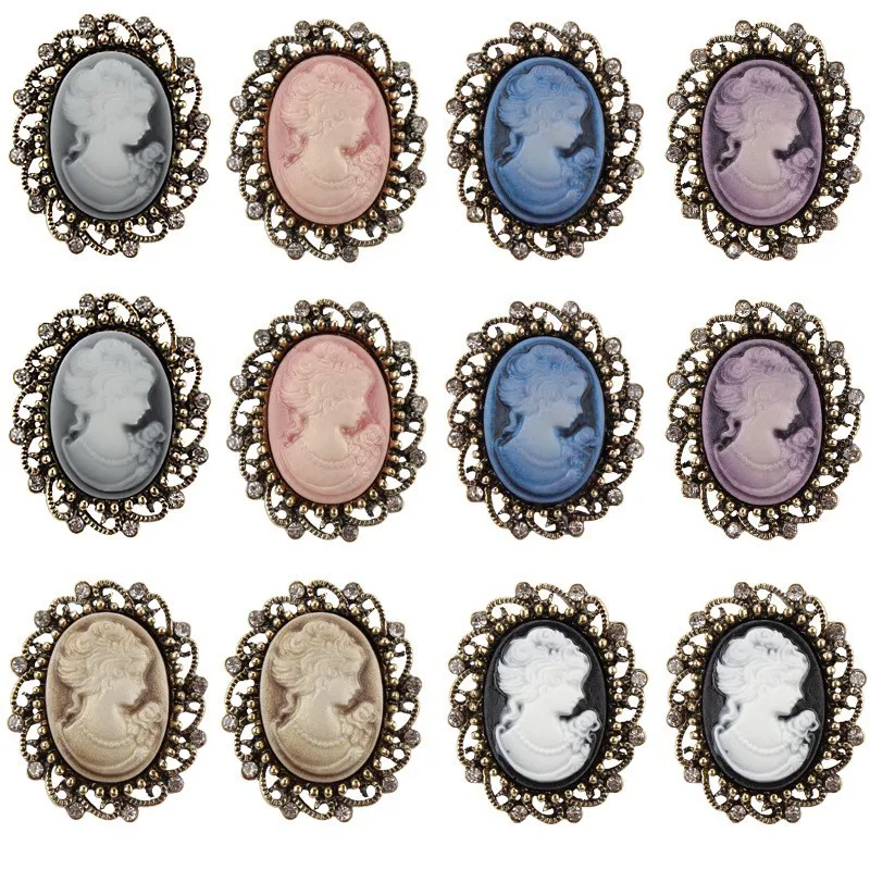Broche Camée Avec Strass - Bijou Femme Vintage - Très Bon état Occasion