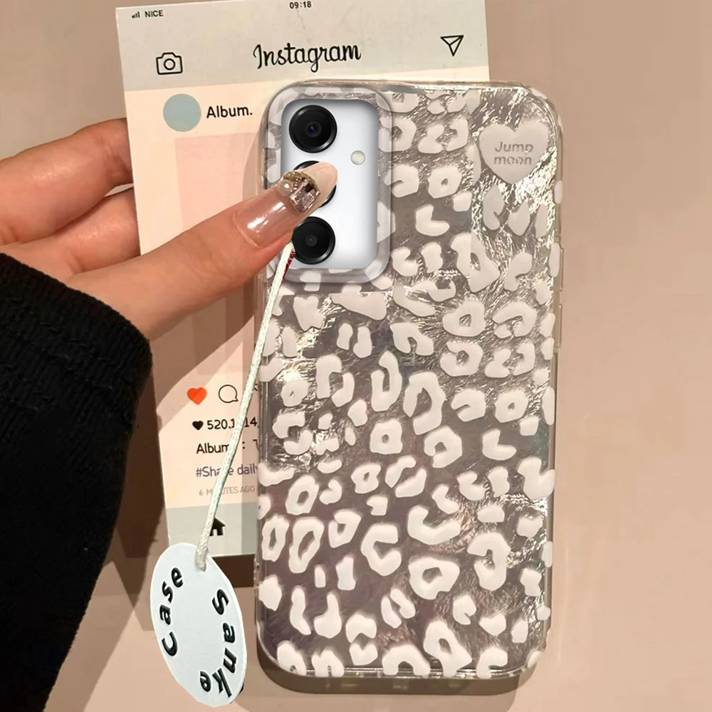 Vintage White Leopard Print Phone Case Cover