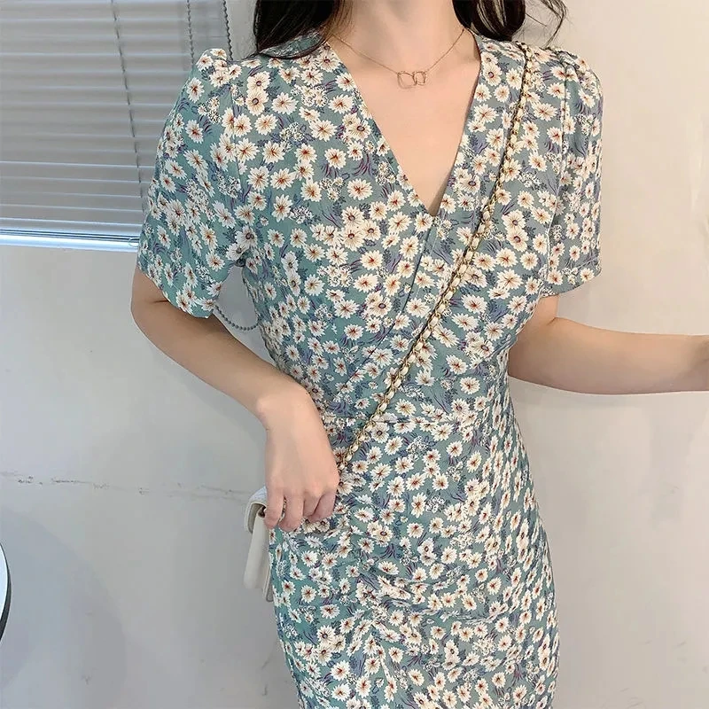 

2022 New Floral Short Sleeve Chiffon Dress For Women Design Niche Summer Womens Clothing Sexy Slim V-Neck Dress Long Dresses 4XL