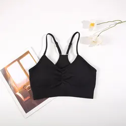 Seamless 2-Piece Women's Yoga & Fitness Set - Sports Bra and Cycling Shorts Activewear - M (Black bra)