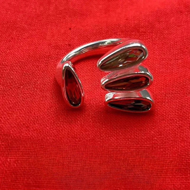 

2023 unode 50 Европейское и американское креативное дизайнерское изысканное женское кольцо романтическое праздничное ювелирное изделие в подарок с сумкой