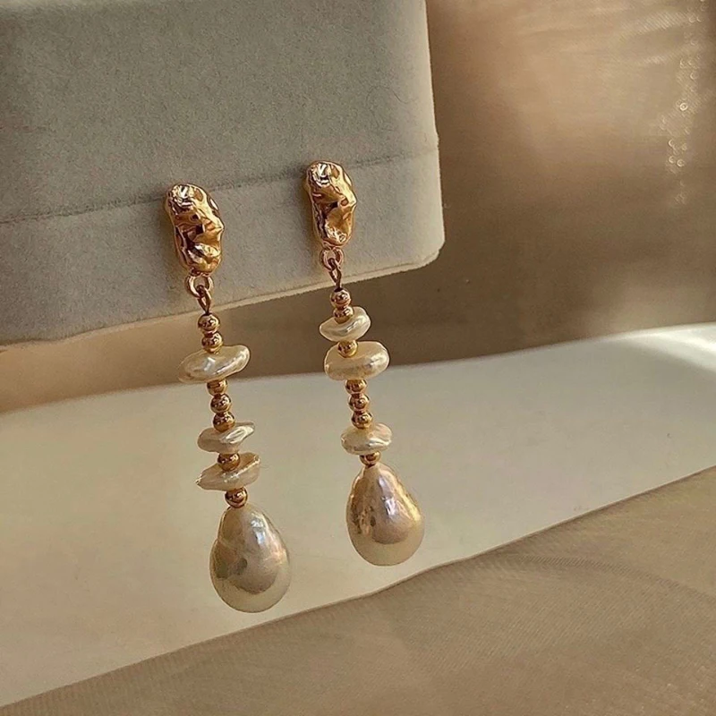 European and American Fashion Irregular Baroque Natural Freshwater Pearl Earrings Contracted Geometric Petals Stud earrings